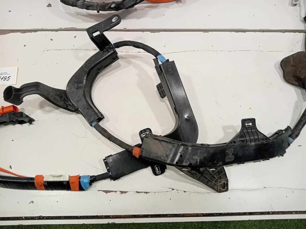 Caricabatteria CARICABATTERIA Ford KUGA III 2020