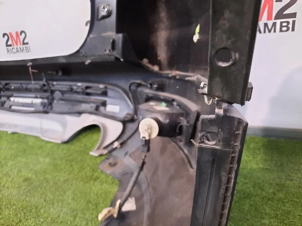 Paraurti POST NUDO CV4417K835AW Ford KUGA II 2013