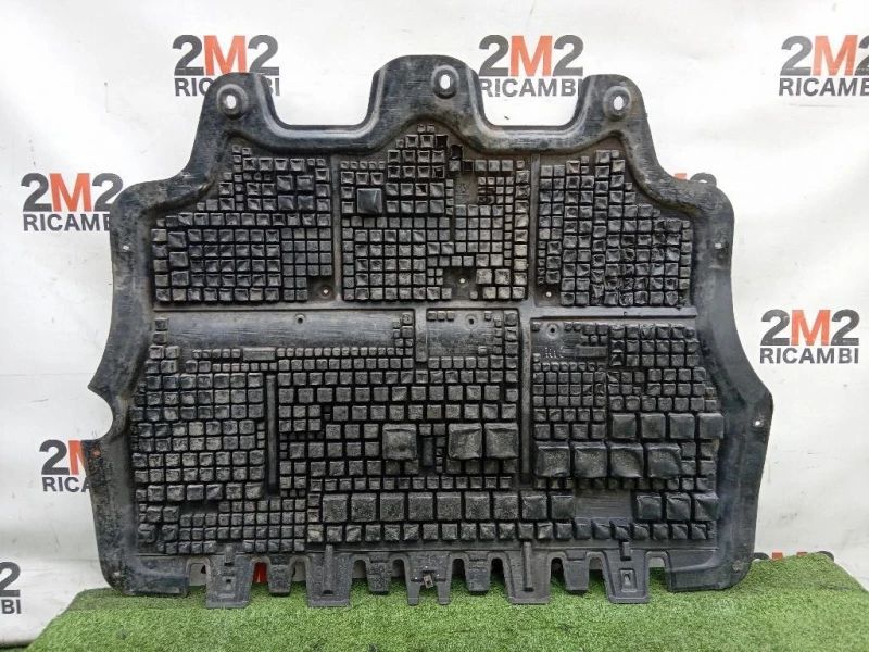 Carter Protezione Motore ANT 7N0 825 235 B Volkswagen Touran III 2010