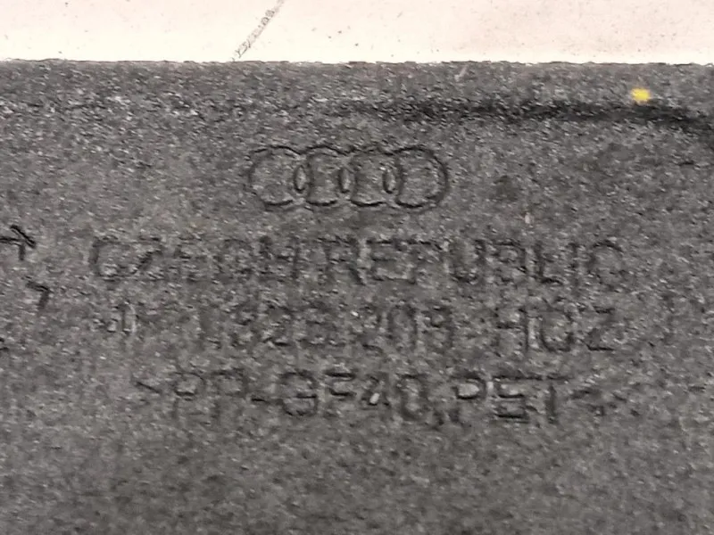 Carter Protezione Sottoscocca Centrale DX 4K0 825 208 Audi A6 4a5c8 Avant 2018