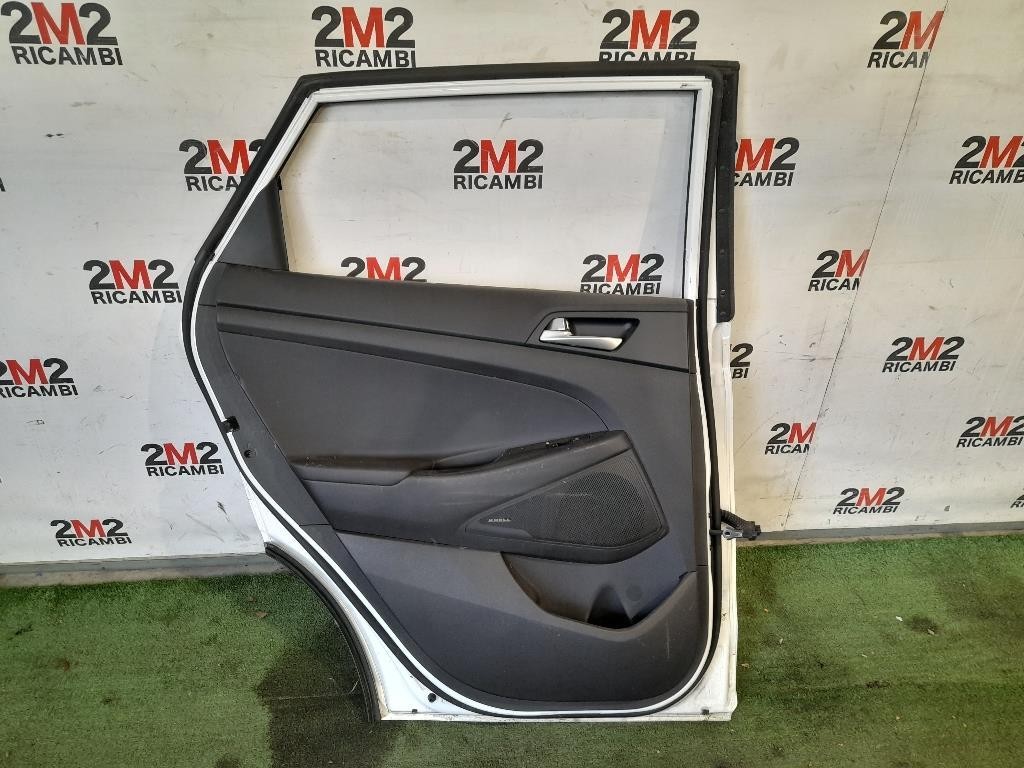 Cassa Altoparlante Subwoofer Autoradio 8P4 035 382 E Audi A3 8PA Sportback 2008