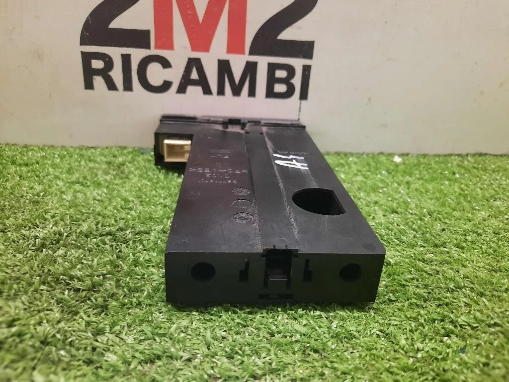 Cassetto BOX Portaoggetti 8E1941561B ESP Audi A4 8ED Avant 2005