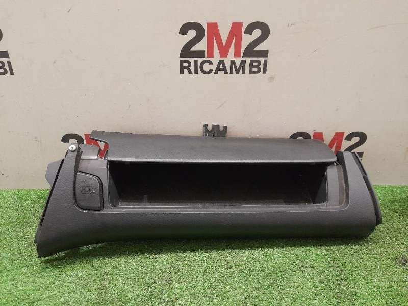 Cassetto BOX Portaoggetti 5544142020 Toyota RAV 4 III 2006