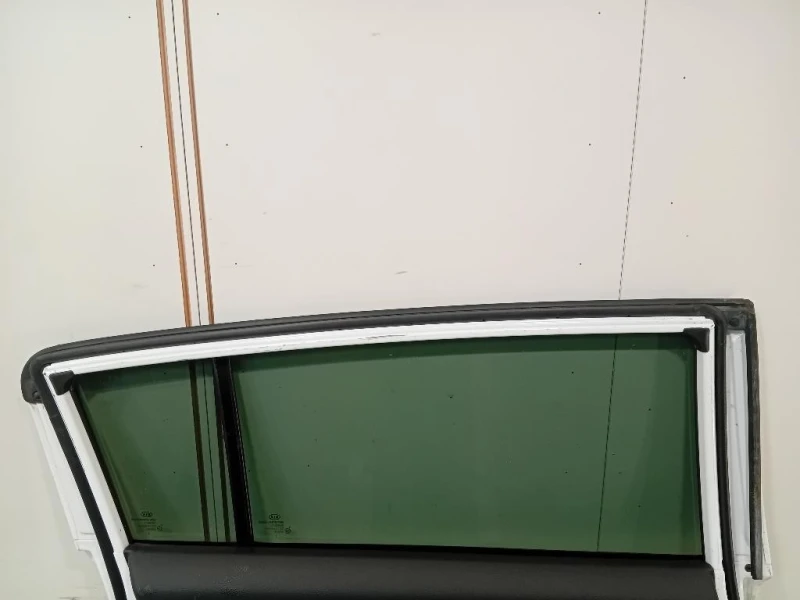 Porta POST SX 770033W010 Kia Sportage III 2010