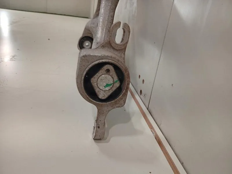 Braccio Oscillante ANT DX BRACCIO OSCILLANTE ANT DX Mercedes Classe GLE W166 2015