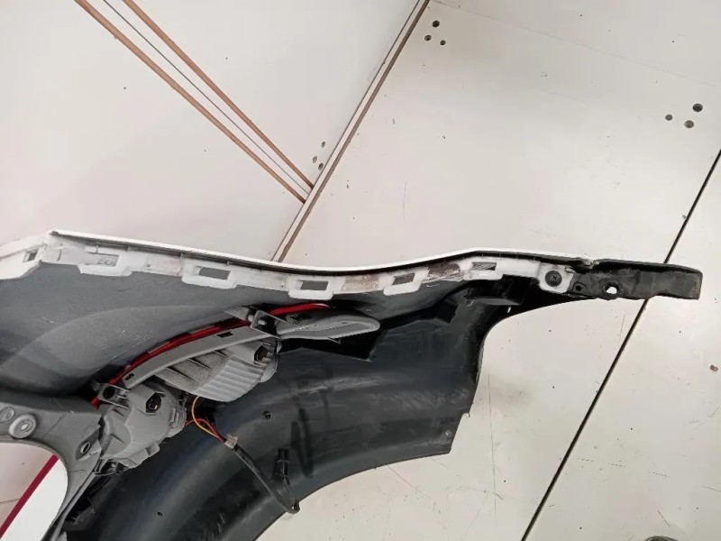 Paraurti POST 86611-3U000 Kia Sportage III 2010