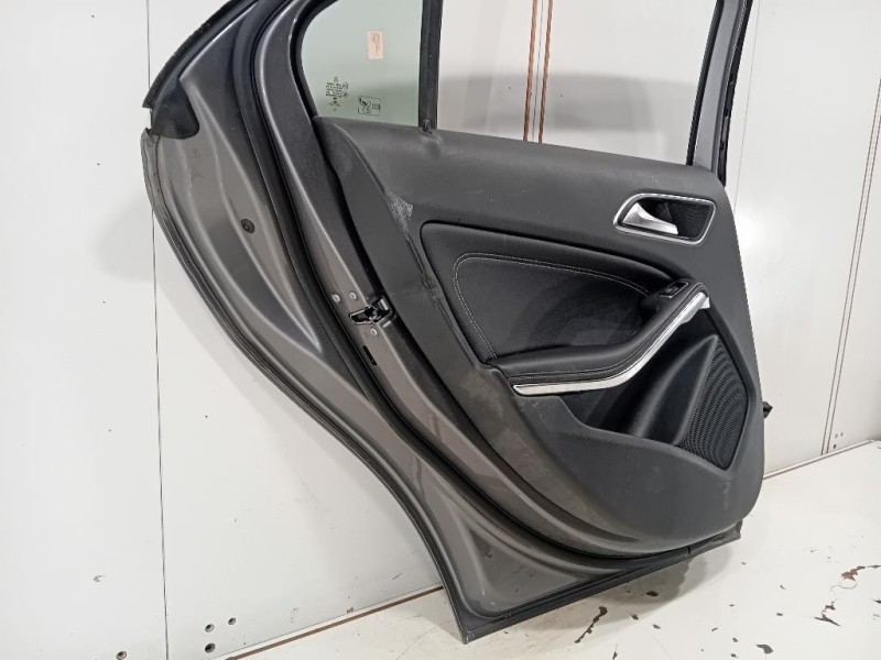 Porta POST SX A1767300105 Mercedes Classe A W176 2013