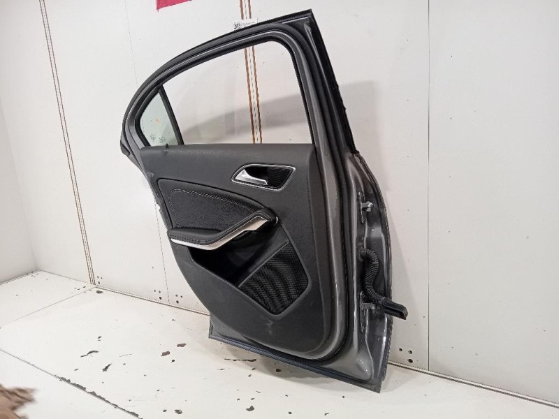Porta POST SX A1767300105 Mercedes Classe A W176 2013