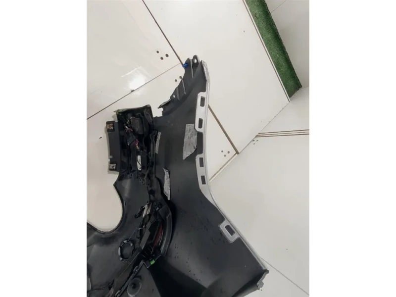 Paraurti POST FK72-17D781-A Land Rover Discovery V 2016