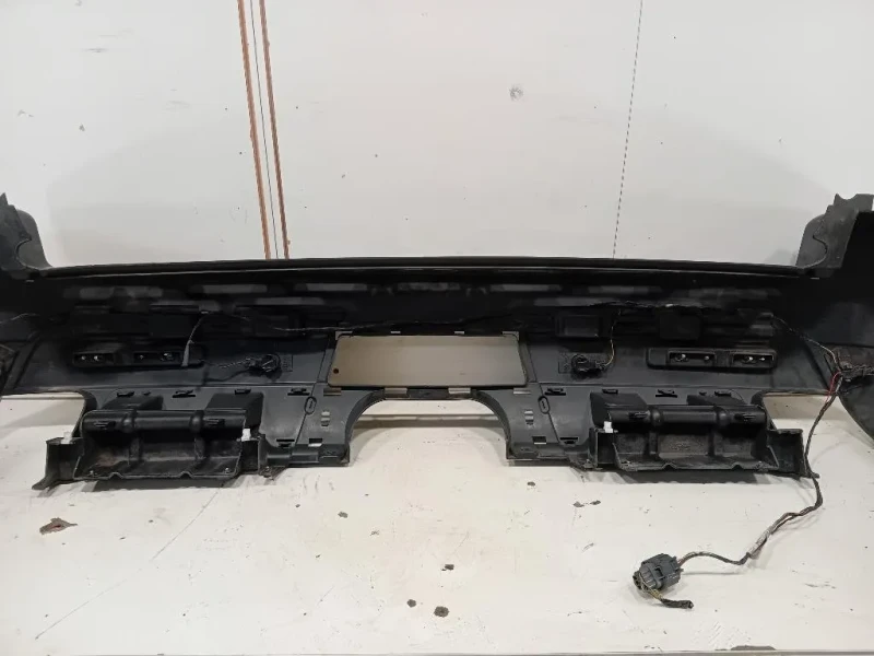 Paraurti POST AH3M-17K835-AA Land Rover Discovery V Sport 2019