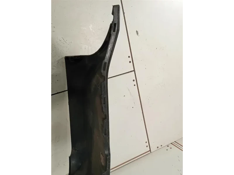 Paraurti POST AH3M-17K835-AA Land Rover Discovery V Sport 2019