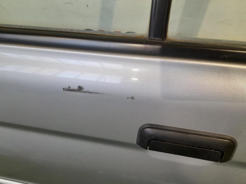 Porta POST SX NUDA 5730A261 Mitsubishi Pajero III 2000