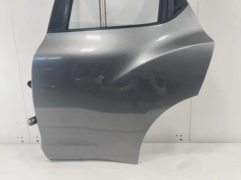 Porta POST SX H2A01BA6MC Nissan JUKE I 2010