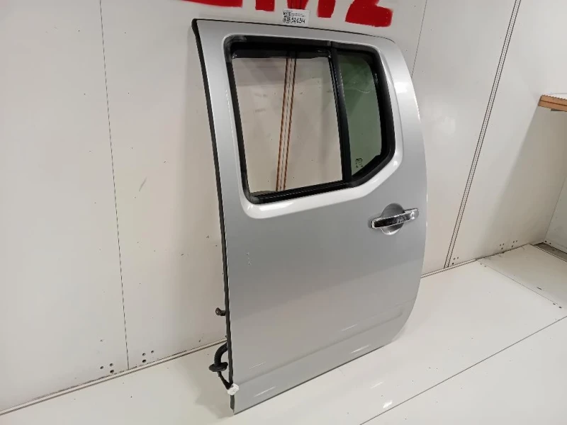 Porta POST SX 82101ZL40B Nissan Navara 2005