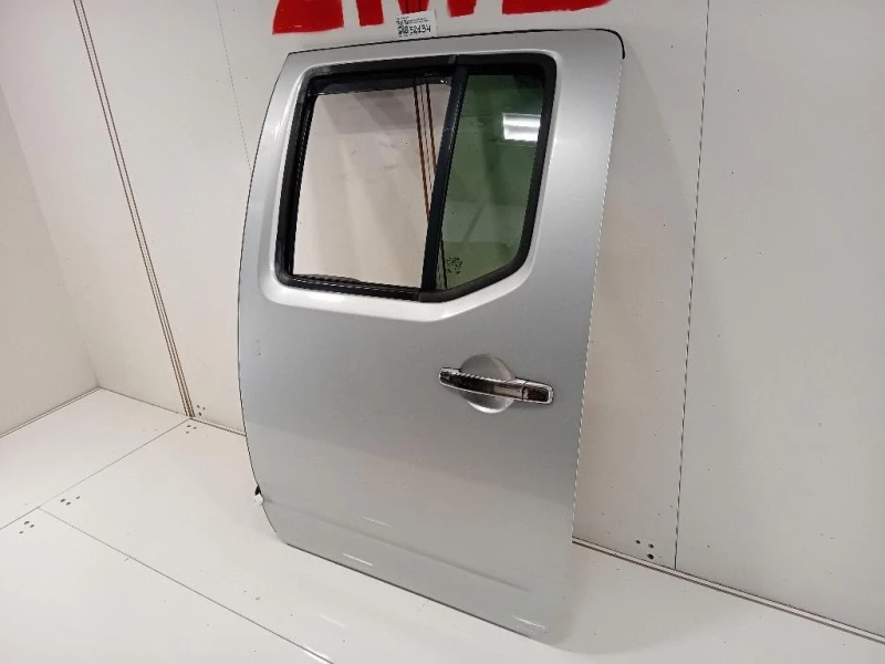 Porta POST SX 82101ZL40B Nissan Navara 2005