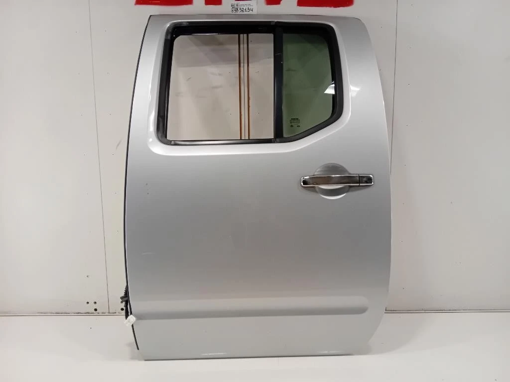 Porta POST SX 82101ZL40B Nissan Navara 2005