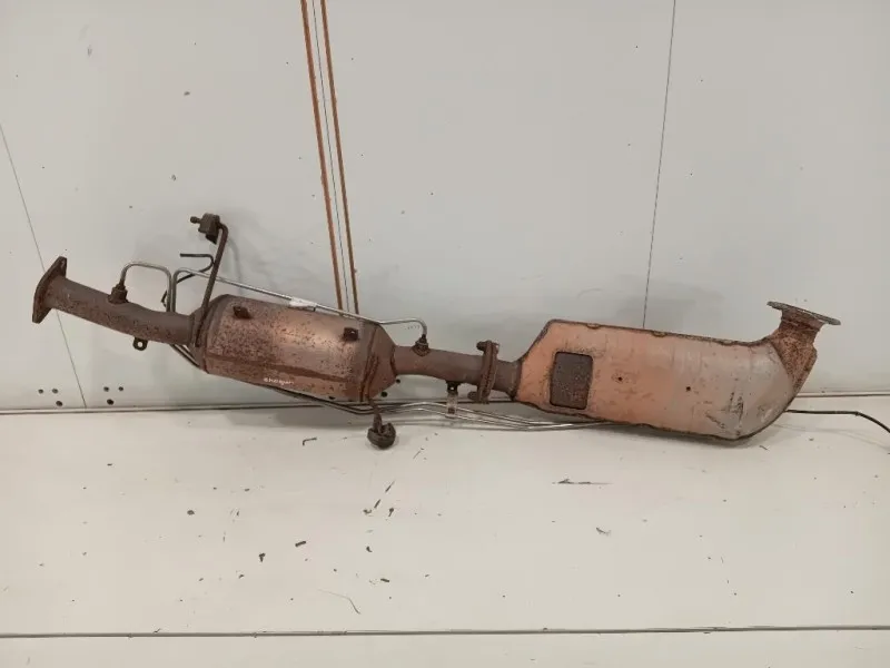 Catalizzatore MN135184 Mitsubishi Pajero IV 2007