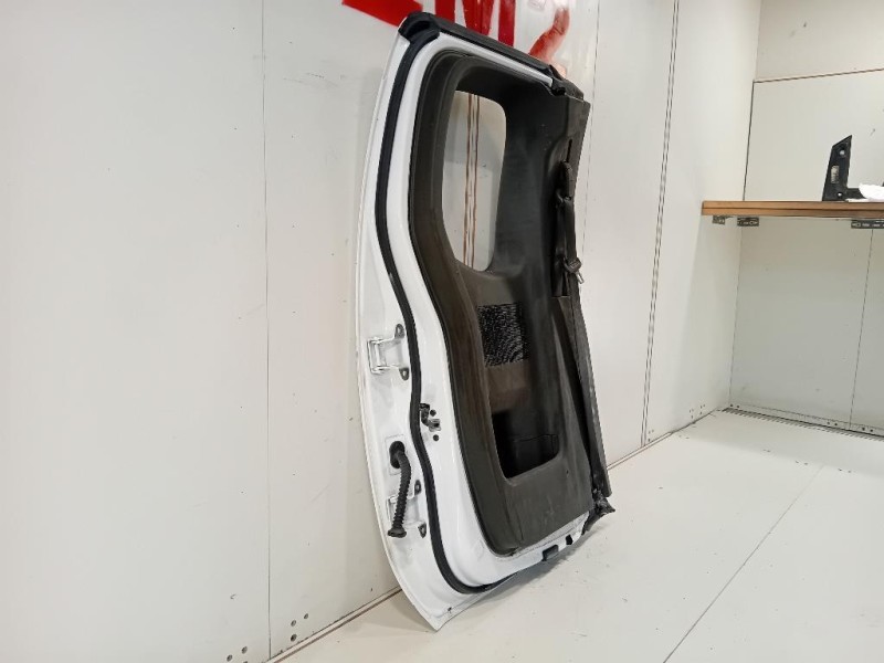 Porta POST SX 82101ZL40B Nissan Navara 2010