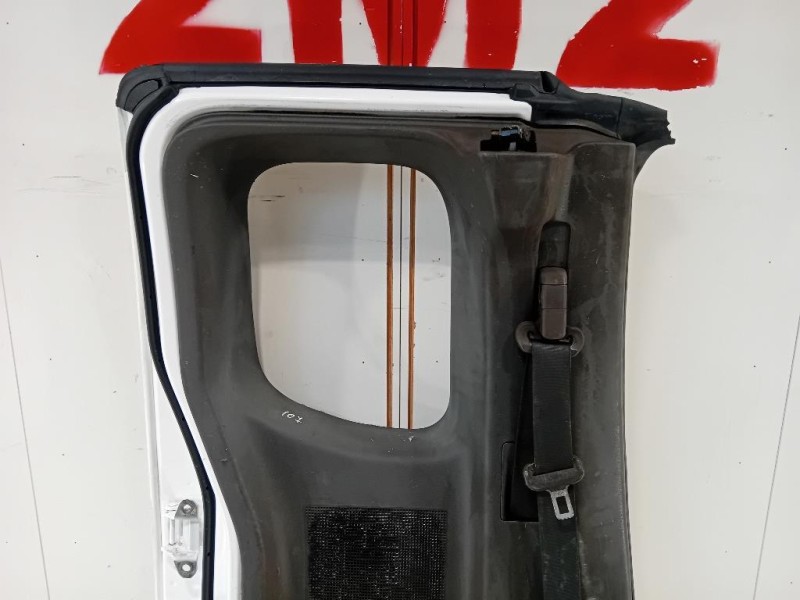 Porta POST SX 82101ZL40B Nissan Navara 2010