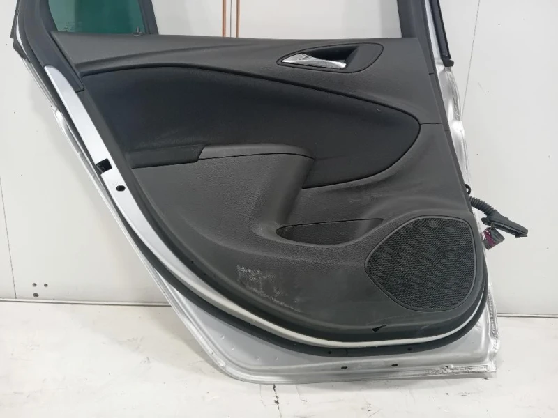 Porta POST SX 39028993 COLORE GAN 176 Opel Astra K SW 2016