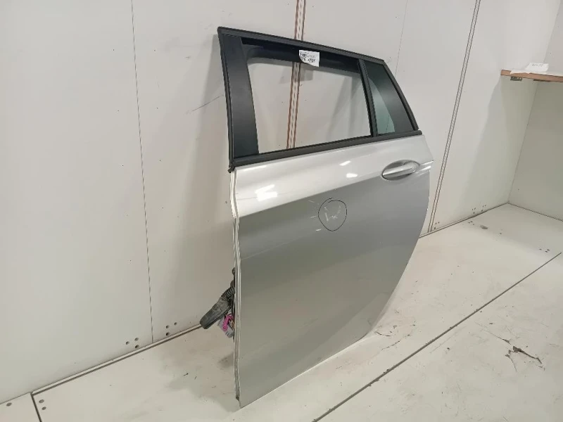 Porta POST SX 39028993 COLORE GAN 176 Opel Astra K SW 2016