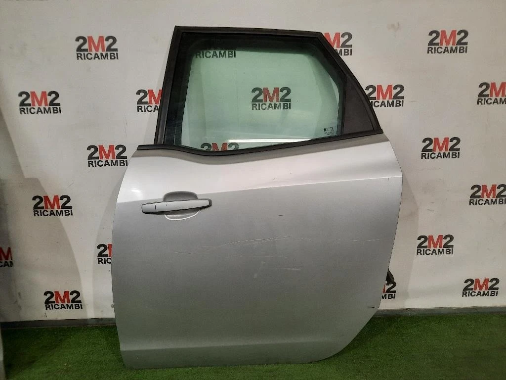 Porta POST SX NUDA 39171932 Opel Meriva B 2010