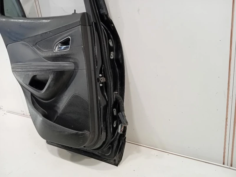 Porta POST SX Opel Mokka 2013