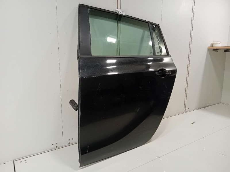 Paraurti POST A2048850625 Mercedes Classe C W204 2007
