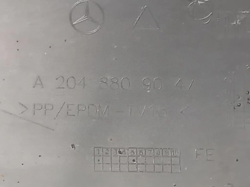 Paraurti POST A2048809047 Mercedes Classe C W204 2011