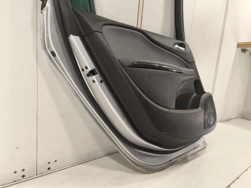 Porta POST SX 13355182 Opel Zafira C 2012