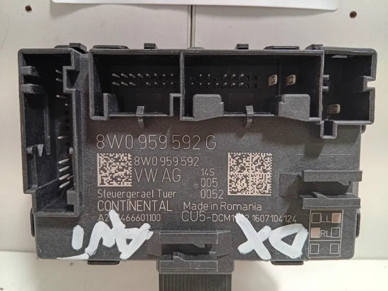 Centralina 8W0 959 592 G PORTA ANT DX Audi A4 8W5 Avant 2015