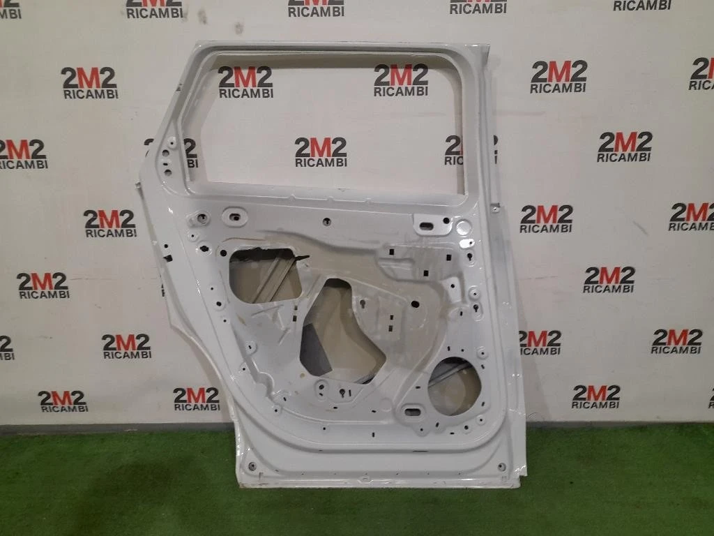 Porta POST SX 9815638880 Peugeot 5008 II 2017