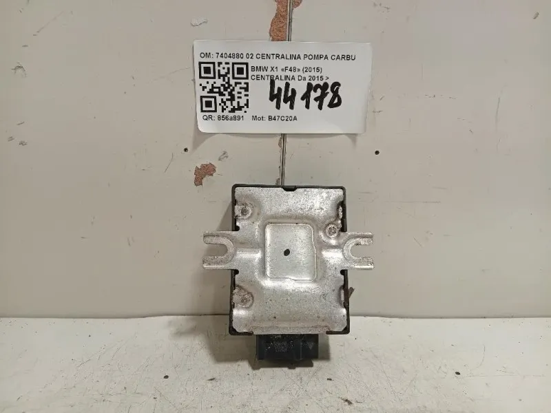 Centralina 7404880 02 CENTRALINA POMPA CARBURANTE Bmw X1 F48 2015