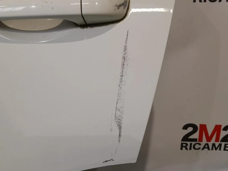 Porta POST SX 6301135002 Ssangyong Tivoli 2015