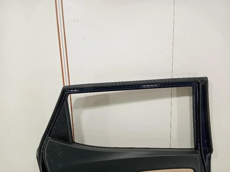 Porta POST SX 6301135002 Ssangyong Tivoli 2015