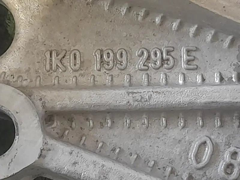 Braccio Oscillante ANT DX 1K0407152BC Volkswagen GOLF V 2004