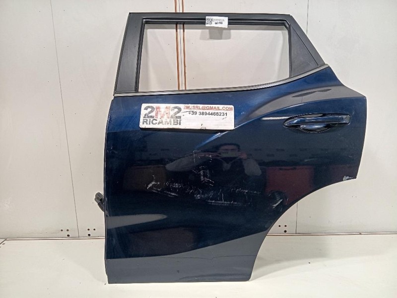 Porta POST SX 6301135002 Ssangyong Tivoli 2015