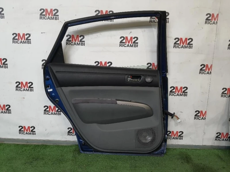 Porta POST SX NUDA 6700447040 Toyota Prius I 2004