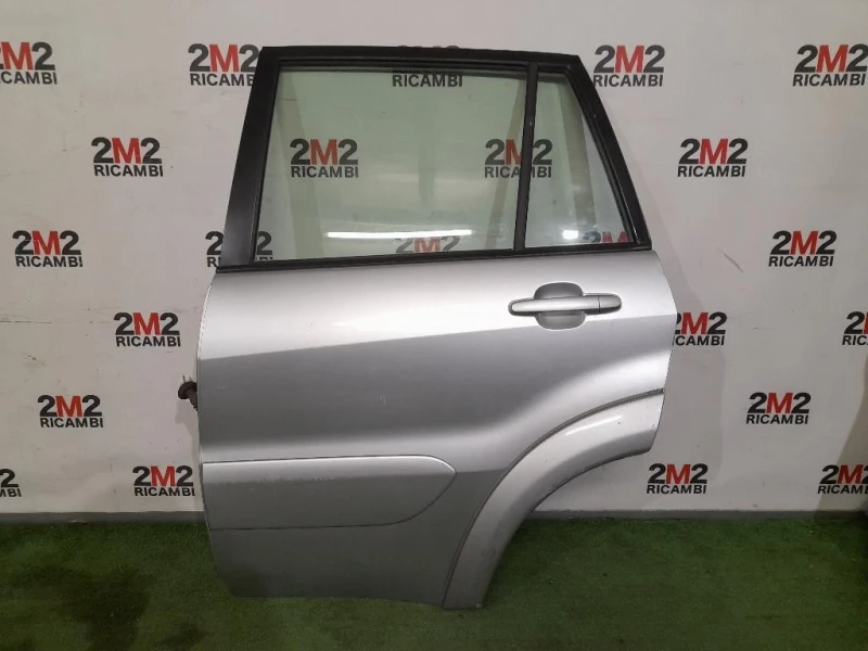 Porta POST SX NUDA 6700442040 Toyota RAV 4 II 2000