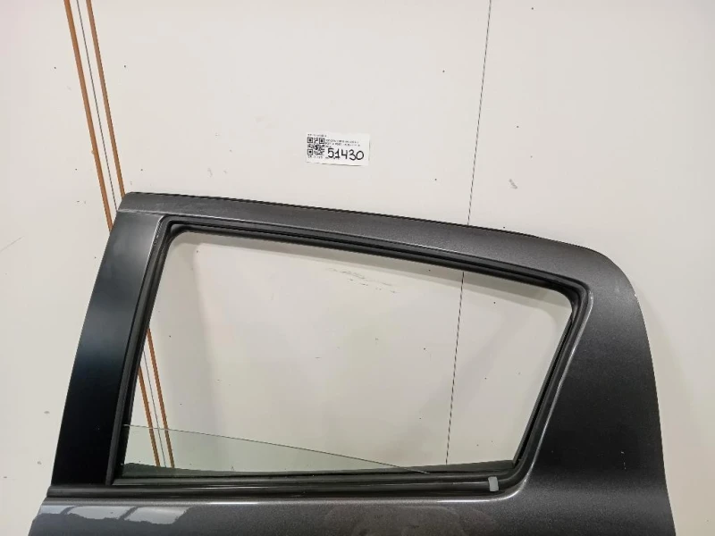 Porta POST SX 670040D210 Toyota Yaris IV 2012