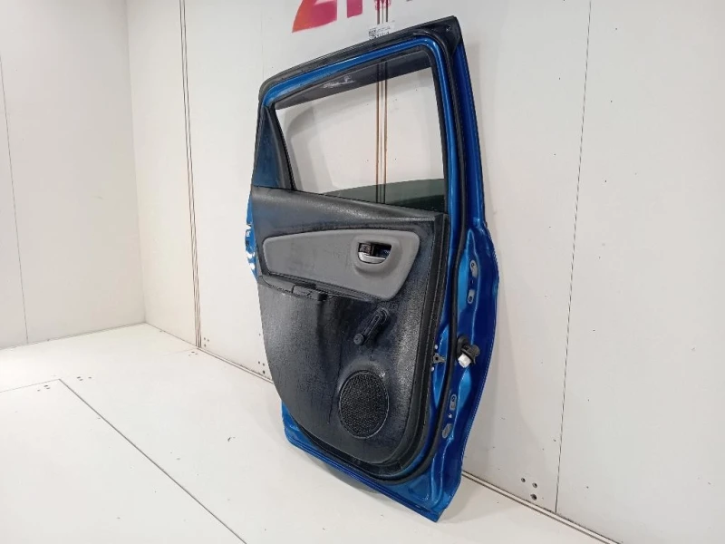 Porta POST SX 670040D210 Toyota Yaris IV 2014