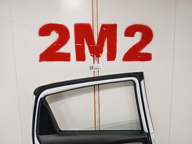 Porta POST SX 670040D210 Toyota Yaris IV 2014