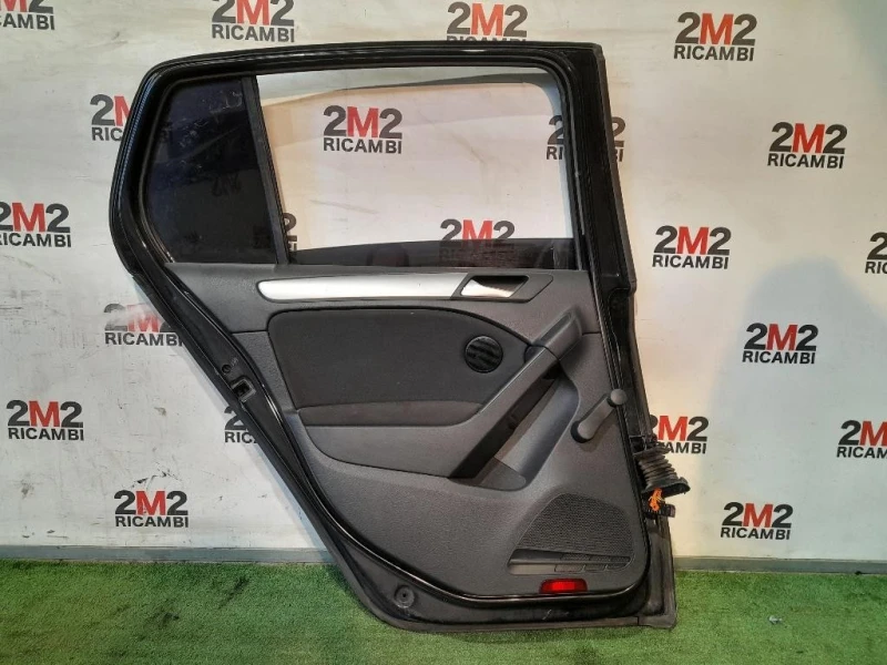 Porta POST SX 5K6833055K Volkswagen GOLF VI 2009