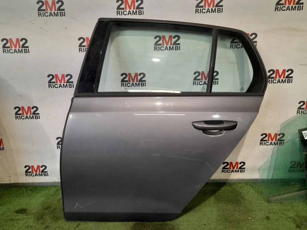 Porta POST SX 5K6833055K Volkswagen GOLF VI 2009