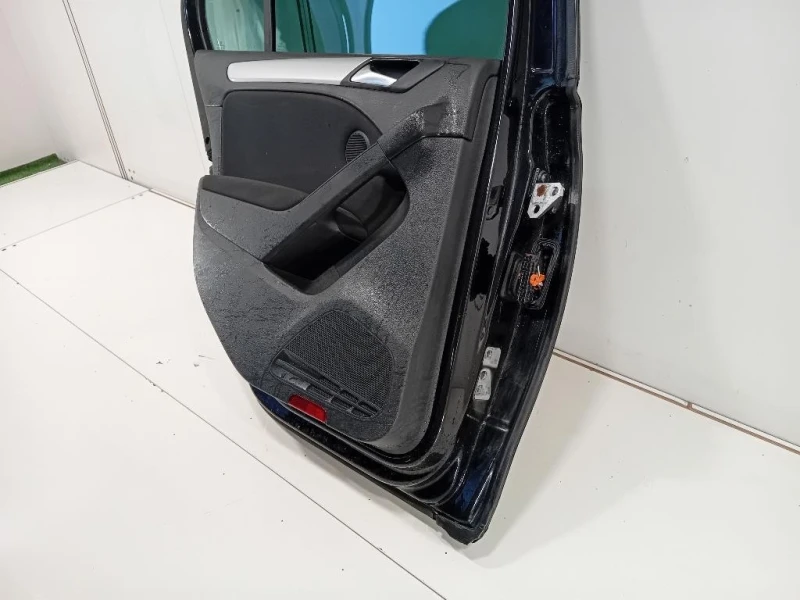 Porta POST SX 5K6833055K Volkswagen GOLF VI 2009