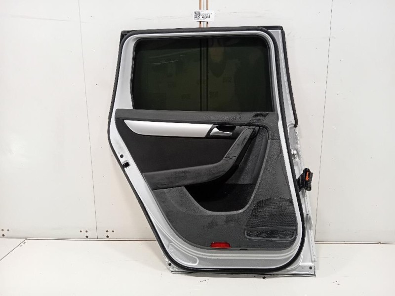 Porta POST SX 3C9833055D Volkswagen Passat VI 2011