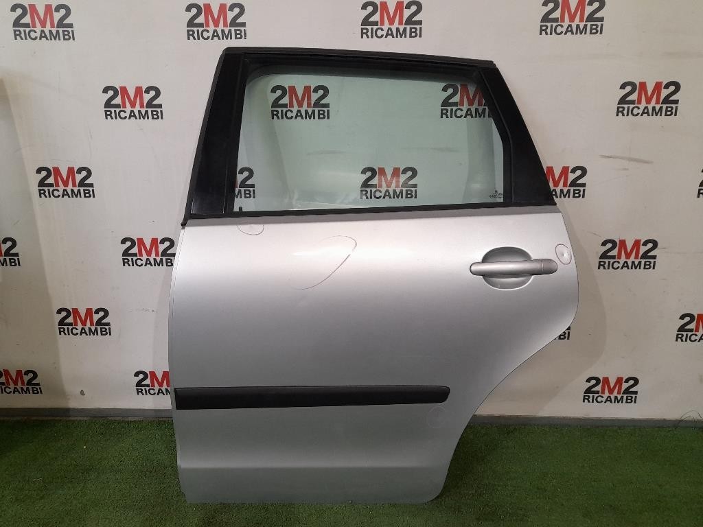 Porta POST SX 6Q6833055H Volkswagen POLO IV 2002