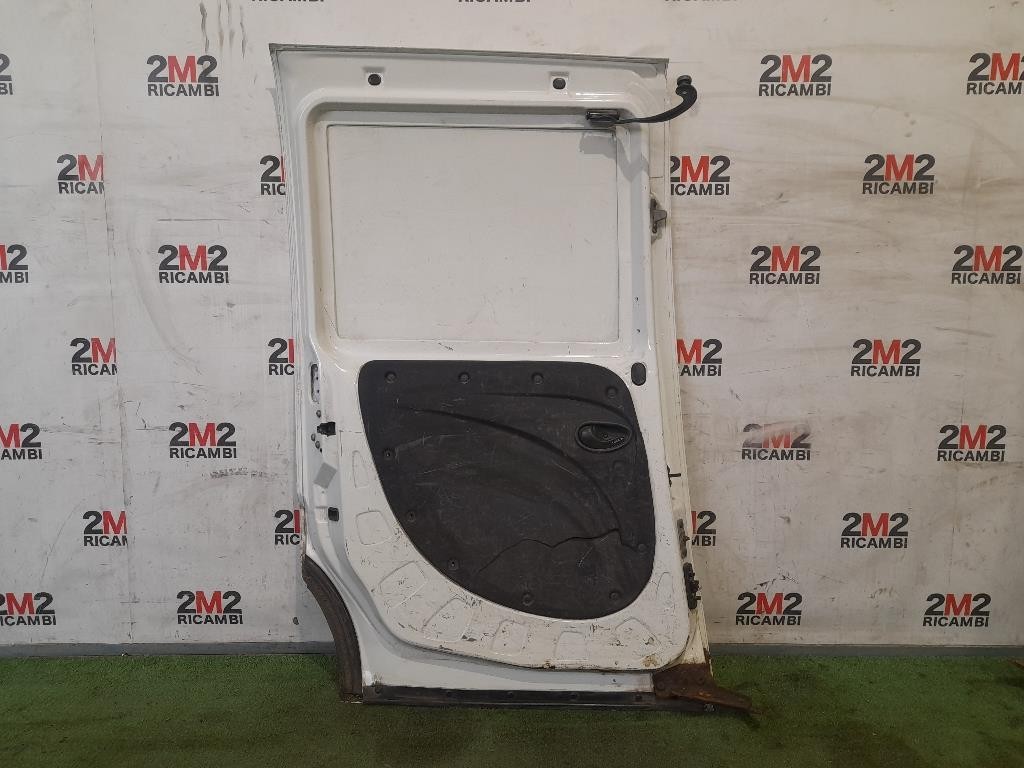 Paraurti POST PAJERO 5 PORTE PARAURTI POST Mitsubishi Pajero III 2000
