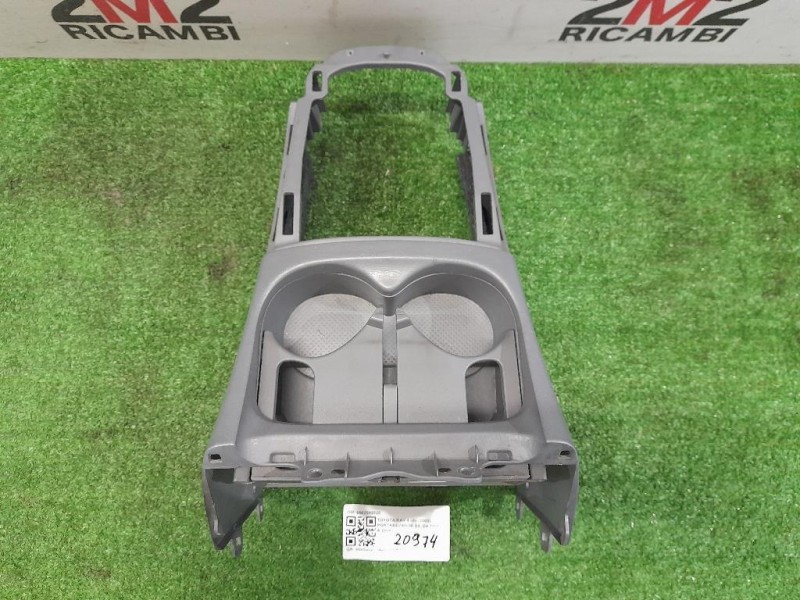 Paraurti POST 24460512 Opel Astra H 2005