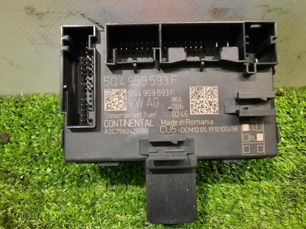 Centralina Alzacristallo Porta ANT SX 5Q4959593EZ00 Volkswagen T-roc 2017